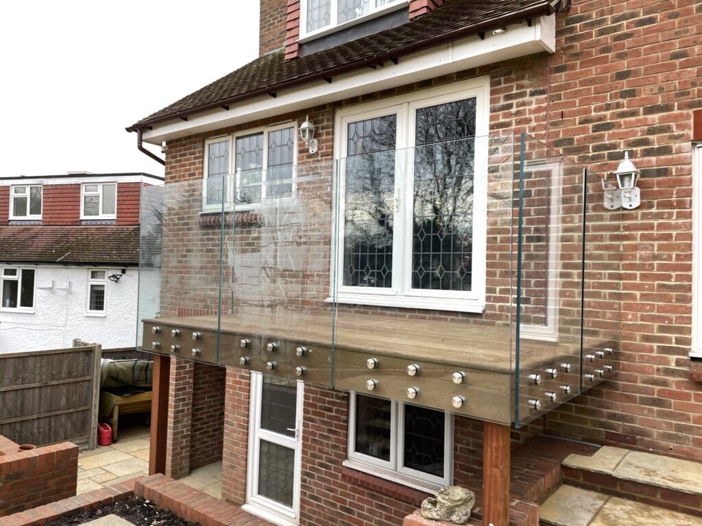 Glass Balcony Balustrades 23 17.5mm Toughened Laminated Glass Balustrade