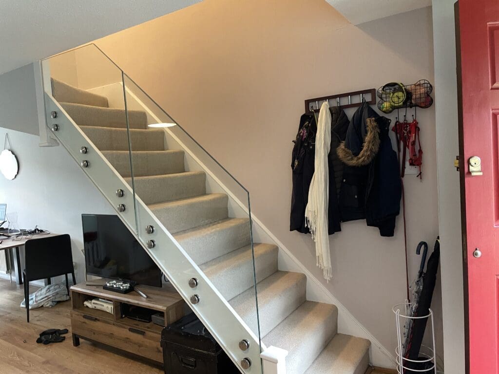 17.5mm toughened laminated glass balustrade