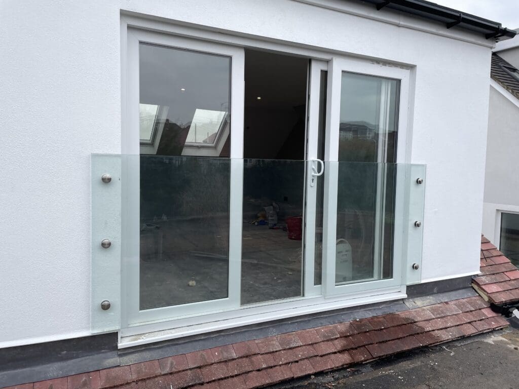 17.5mm Toughened Laminated Glass Juliette Balcony