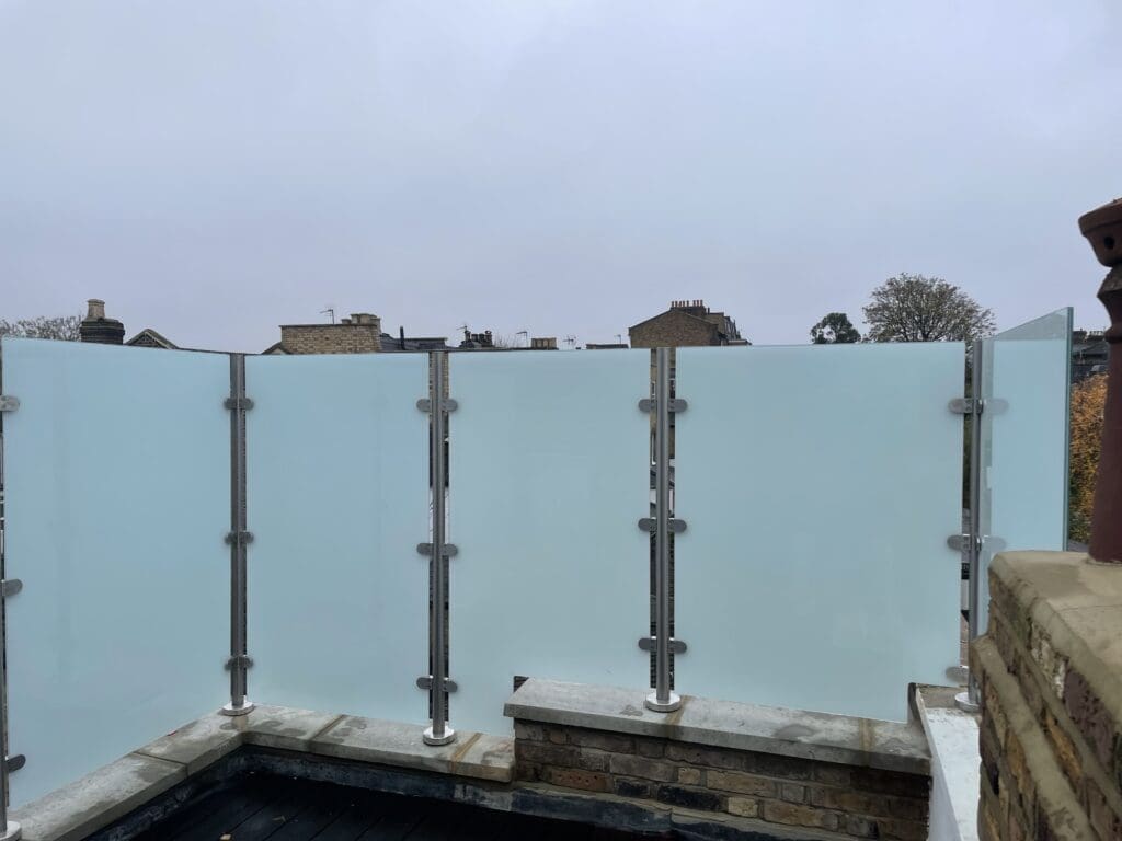 Rooftop terrace privacy Glass Balustrade with opaque glass panels