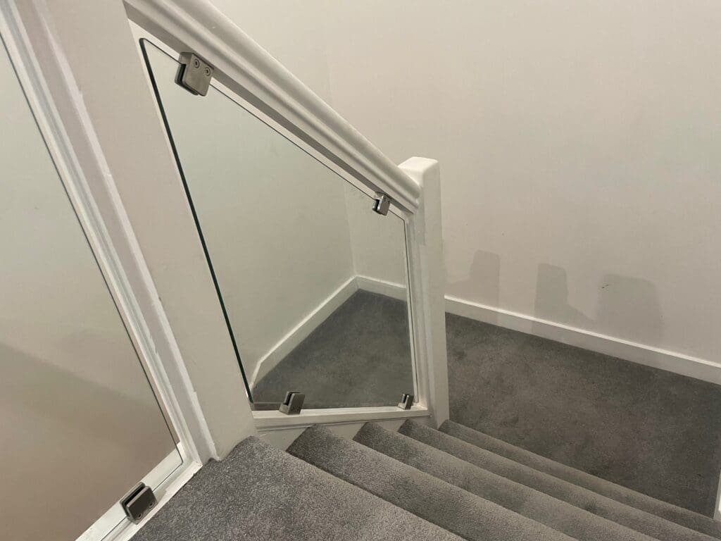 Glass Staircases 21 10mm glass infill panel