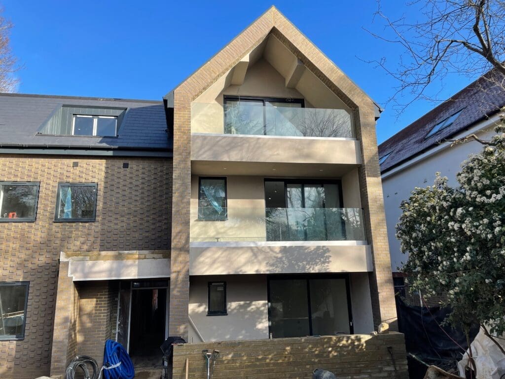 Frameless Glass Balcony Balustrade for an apartments in Croydon