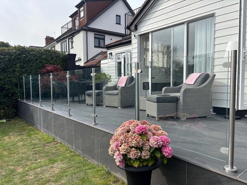 Free floating glass balustrade - Colin, Benfleet